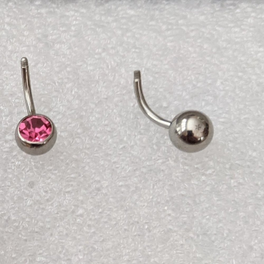Belly/Naval Rings - Picture 2 of 4